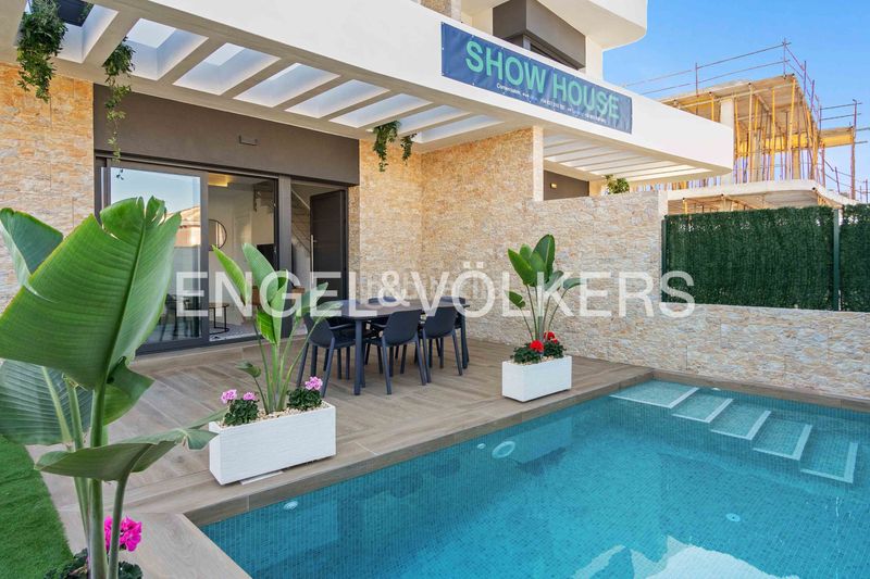 Foto 250f2dd2-0907-4583-a94c-f20fd8297767. Casa amb calefacció aparcament piscina a Montesinos (Los)