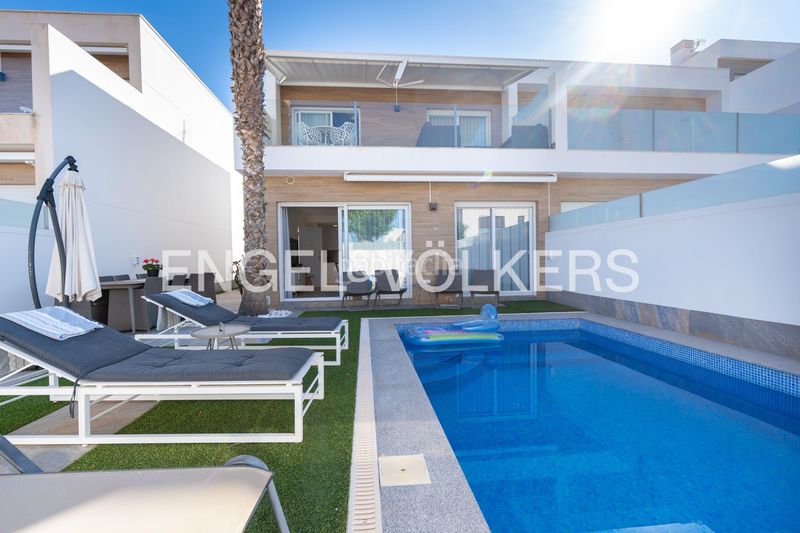 Foto 2d20cdec-fee4-47e9-906a-6dd9d888bef2. Casa amb calefacció aparcament piscina a Los Peñascos-El Salero-Los Imbernones San Pedro del Pinatar