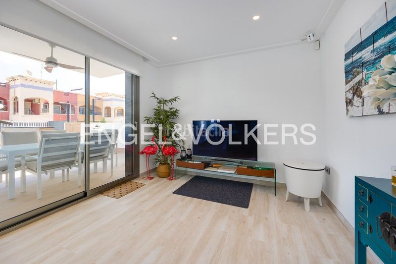 Foto 70c9b5a8-fba9-4909-8054-593cde1800da. Casa amb calefacció piscina a Los Almendros Orihuela