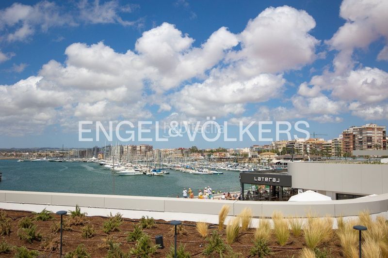 Foto 0e0e1eca-34d9-41d2-921e-c8b74bb6c86b. Pis amb calefacció a Centro - Muelle Pesquero Torrevieja
