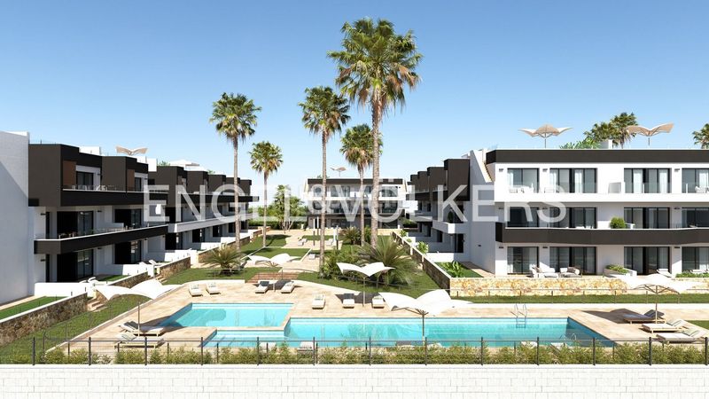 Foto e205679d-a6d9-46b5-94a2-454bbcae7019. Àtic amb calefacció aparcament piscina a El Mojón Pilar de la Horadada