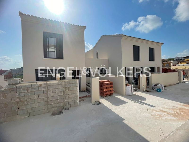 Foto 7d9b1ec0-18a6-41bc-b0c4-d68d04f8ff70. Casa adossada amb calefacció aparcament piscina a Bigastro