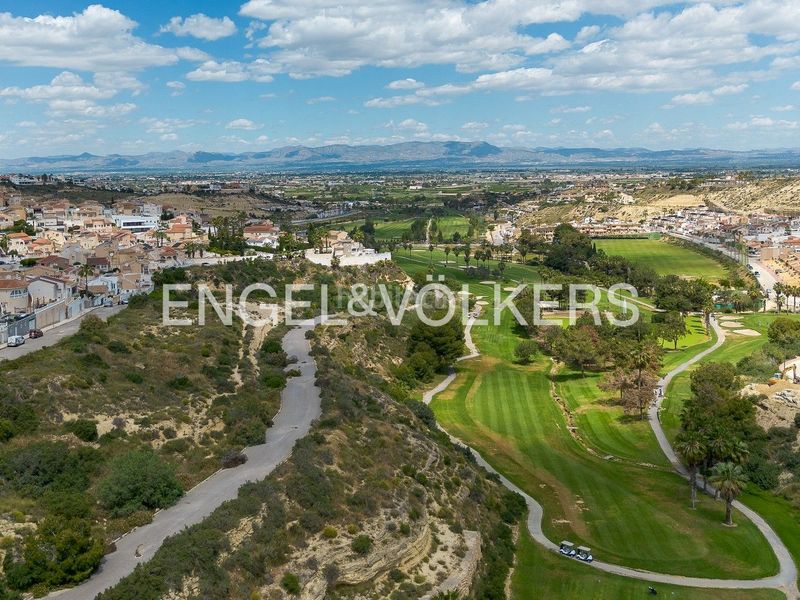 Foto c6d42761-8539-4a91-b570-99e08bd2d576. Àtic amb calefacció aparcament piscina a La Marquesa Rojales