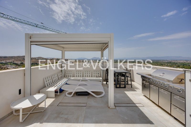 Foto c73a7ffb-986b-47af-a0ad-f0979347550d. Àtic amb calefacció aparcament piscina a La Marquesa Rojales