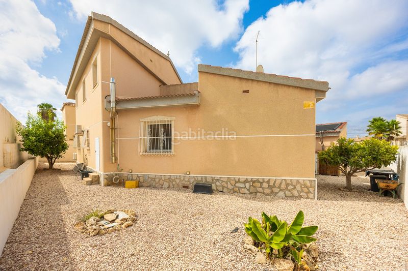 Foto 0c91bad0-cbbf-462b-8371-95dc2ccc3bb0. Casa amb calefacció aparcament piscina a Centro de la Ciudad Quesada Rojales