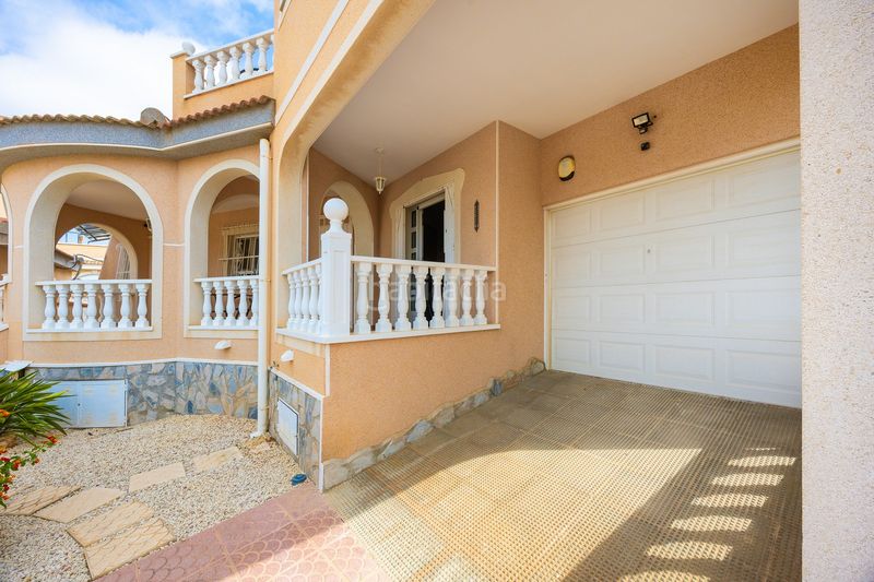 Foto 8cdc3945-9207-4850-9d6a-6050b5f612ce. Casa amb calefacció aparcament piscina a Centro de la Ciudad Quesada Rojales