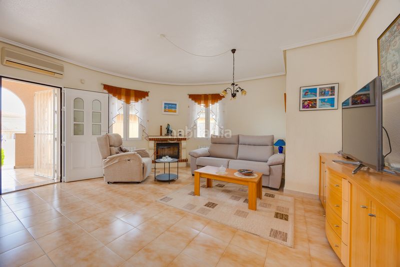 Foto a924c82e-2216-49e0-a653-bc4d75e5b967. Casa amb calefacció aparcament piscina a Centro de la Ciudad Quesada Rojales