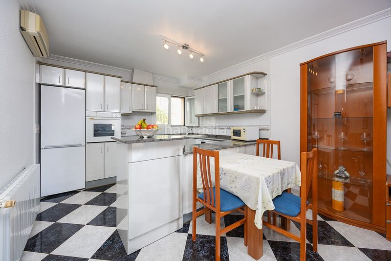Foto b569da71-d8cc-4d87-8c56-5ba951fa3b25. Casa amb calefacció aparcament piscina a Centro de la Ciudad Quesada Rojales