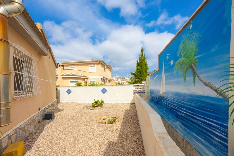 Foto f510d8b6-892f-4f5e-b62d-5bd3e59b4d21. Casa amb calefacció aparcament piscina a Centro de la Ciudad Quesada Rojales