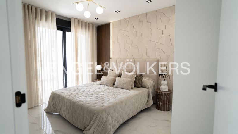 Foto d830c8f3-d4e8-433e-b76d-c0a7e2611346. Casa amb calefacció aparcament piscina a Zeniamar - Horizonte - La Campana Orihuela
