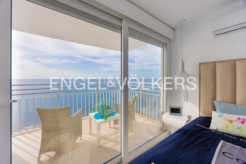 Foto 048f0f1a-28ba-4614-a9ca-404e9efafb3b. Flat with heating parking pool in Zona Playa del Cura Torrevieja