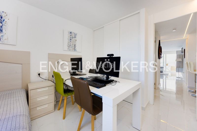 Foto 530834a9-a2f4-456f-9df0-094fc5663942. Flat with heating parking pool in Zona Playa del Cura Torrevieja