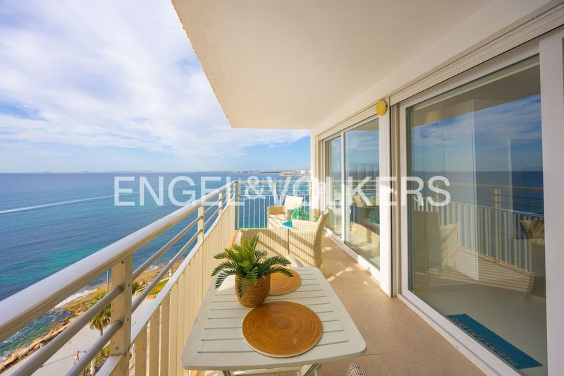 Foto 532baa9b-9bee-4d59-ae2a-525cb994b24c. Flat with heating parking pool in Zona Playa del Cura Torrevieja