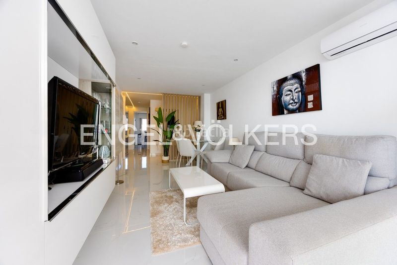 Foto 728cb344-d8f3-4809-805a-79403132144a. Flat with heating parking pool in Zona Playa del Cura Torrevieja