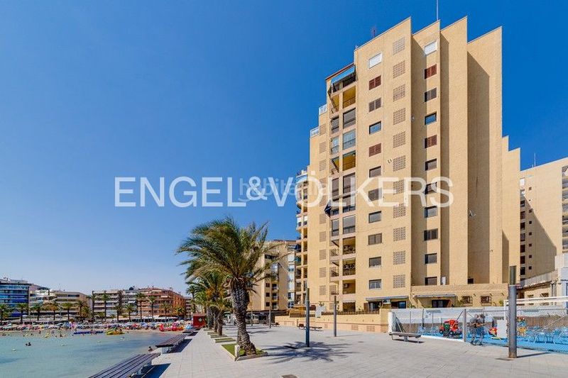 Foto 9da112fb-7d7a-47a6-b15e-ea4c2126ff72. Flat with heating parking pool in Zona Playa del Cura Torrevieja