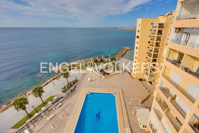 Foto b0fa3f62-51d9-4baf-bb2b-1c3872de88c2. Flat with heating parking pool in Zona Playa del Cura Torrevieja