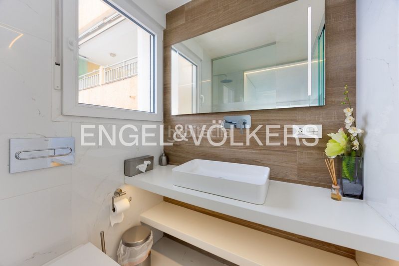 Foto b958322f-baa2-40af-ab0f-b1f5d09e6966. Flat with heating parking pool in Zona Playa del Cura Torrevieja