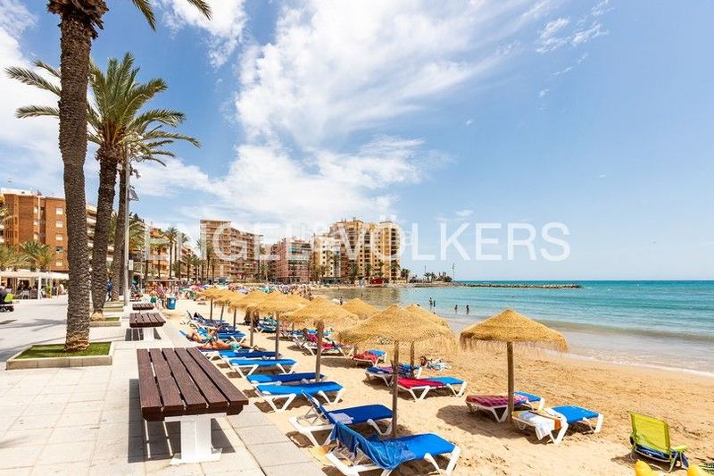 Foto dce81398-c2a3-46e1-af74-2847d1ca9bce. Flat with heating parking pool in Zona Playa del Cura Torrevieja