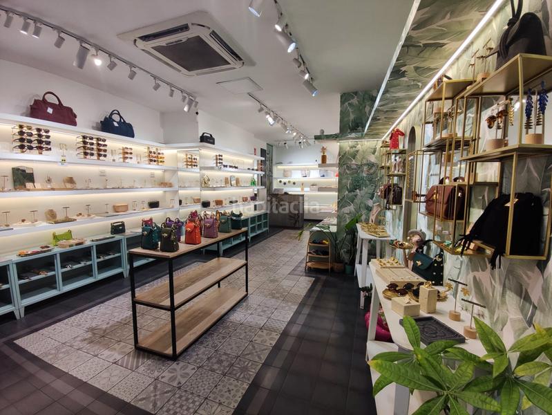 Foto dada4ff5-02b4-426e-a038-7ef89ae753d8. Alquiler local comercial local en alquiler en calle comtal en Barcelona