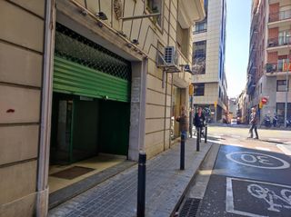 Alquiler Local Comercial  Carrer de sant m�rius. Acogedor local en muntaner
