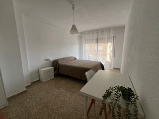 Miete Etagenwohnung in Cartuja. Precioso piso para estudiantes