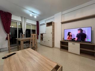 Rent Flat in Calle julio moreno dávila 19. Alquiler piso para parejas , estudiantes o profesionales