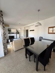 Rent Flat in Calle santa teresa 1. Fantastico piso para estudiantes curso academico 2026/2027