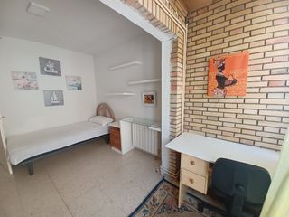 Rent Flat in Camino de Ronda. Espectacular piso para estudiantes curso 2026/2027