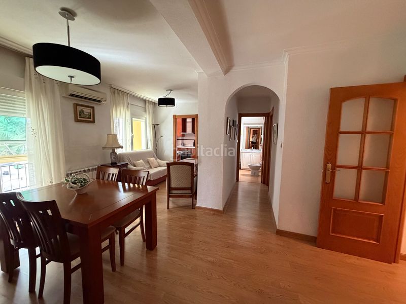 Foto 8be8f8ec-499a-417c-8bd4-45aa35d8acf5. Alquiler piso en avenida de dílar 19 disponible a partir de diciembre en Granada