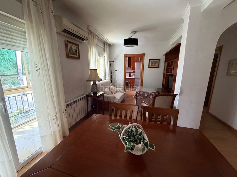 Foto a7bd6eff-957a-4d17-a2cf-08bcc34bef97. Alquiler piso en avenida de dílar 19 disponible a partir de diciembre en Granada