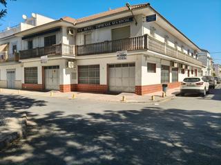 Local Comercial a Calle blas de otero 2. Se vende local de 253m2 en villaverde del rio
