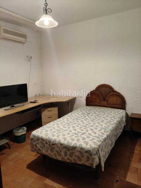 Foto 8e501cb4-1afe-48c9-b5aa-a62531d85773. Maison jumelée dans calle cañaveral 49 dans Villaverde del Río