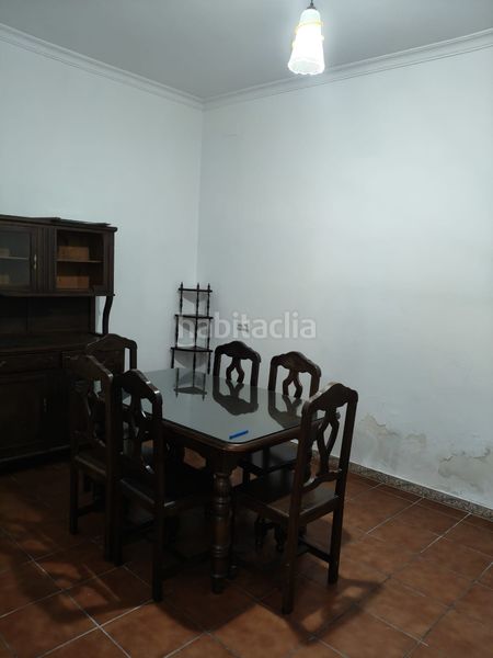 Foto 633d0f87-6321-4374-a495-ef2c70bf4e1d. Maison jumelée dans calle cardenal spinola 86 dans Villaverde del Río