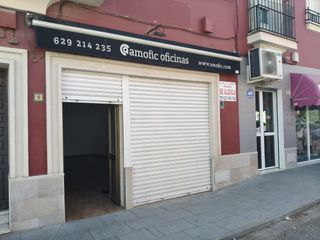 Local Comercial en Avenida de la Huerta 9
