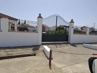 Xalet a Avenida del convento 34. Se vende chalet con piscina en villaverde del rio
