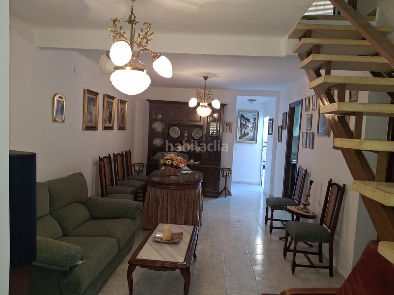 Foto 143e724a-1d87-4f27-89ec-059c2bfc62e5. Casa aparellada a calle rosal 9 a Villaverde del Río