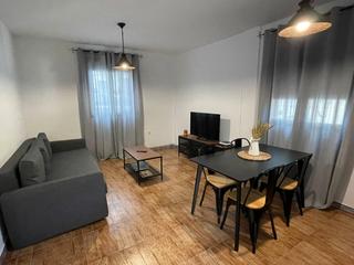 Apartament a Calle la rosa 17. 4041 oportunidad, bonito apartamento en el bosque, cadiz