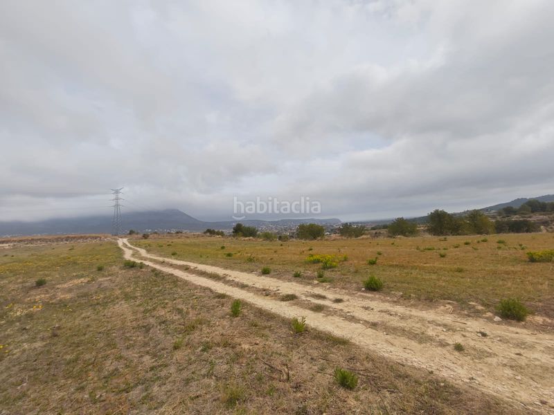 Foto cfad4509-6914-448d-b44c-c01b4f921a1e. Terreny residencial a Gata de Gorgos