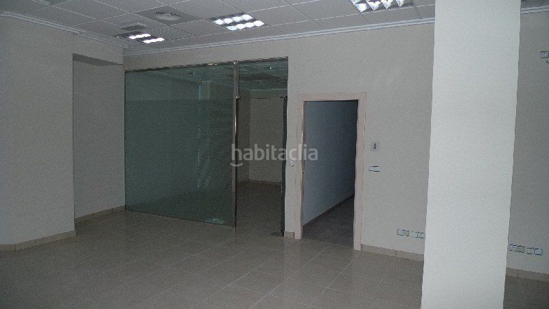 Foto 90dff000-44e2-49fb-9856-970edfcf6ea4. Local comercial a Pego
