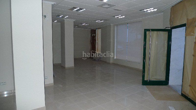 Foto e08e56a3-bacf-40a9-b121-c6b25cd28769. Local comercial a Pego
