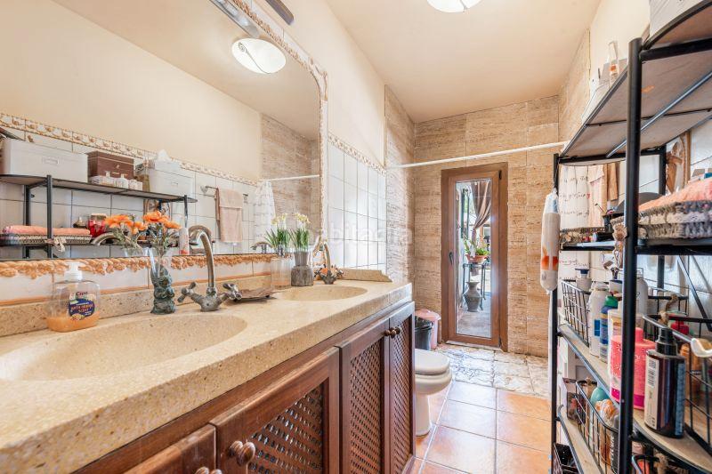 Foto b627be26-bac5-4950-9664-b9a3a748a2a2. Masia amb xemeneia aparcament a Zona d´Interior Son Servera