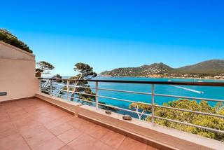 Apartament a Canyamel. Espectacular apartamento con vistas al mar en canyamel – acceso
