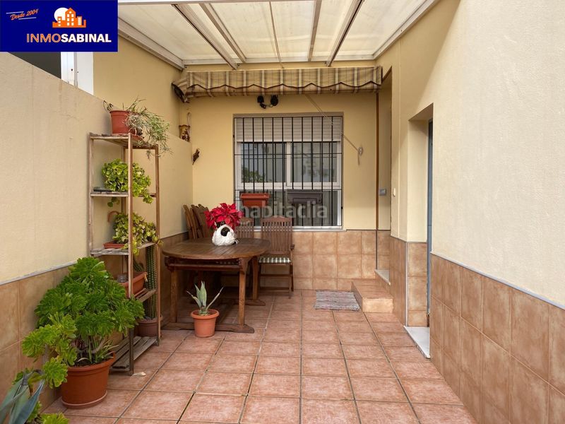 Foto bc2dabea-36a9-47dd-ad1d-2e46011aa1b8. Casa adossada amb calefacció aparcament piscina a Roquetas de Mar