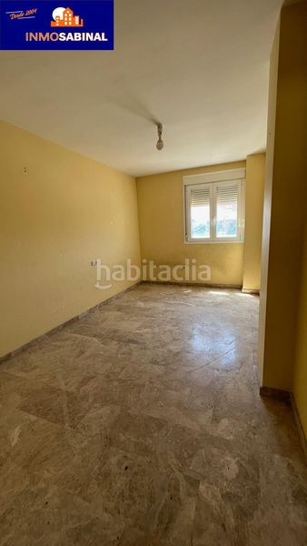 Foto c1bcbac1-6c33-4795-b7bb-e07852ab66b5. Casa  edificio con gran garaje y estudio en Los Molinos - Villa Blanca Almería