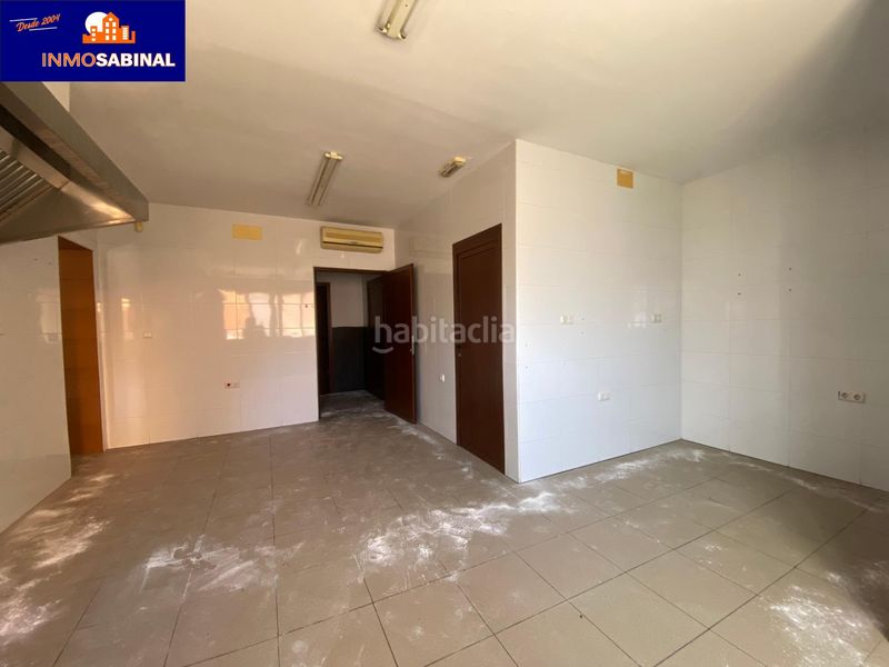Foto 5a7e27bc-45dd-48ed-b2c2-780b80c563d1. Local comercial a Roquetas pueblo Roquetas de Mar