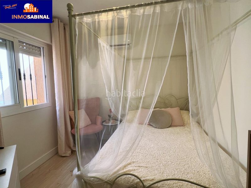 Foto cb7b8fbd-3d2b-495b-b24d-8099c46a0446. Casa adossada amb calefacció aparcament a La Envía Vícar