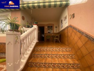 Duplex in Roquetas pueblo. Gran triplex de 4 dormitorios, 3 baños,  amplio garaje, porche,