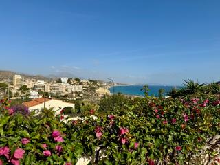 Casa a Pueblo Acantilado-Lanuza. Chalet en venta en el campello con vistas al mar  ideal para inv
