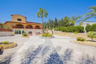 Casa a La Caleta - La Calalga - Les Bassetes. Villa en venta calpe, zona privilegiada