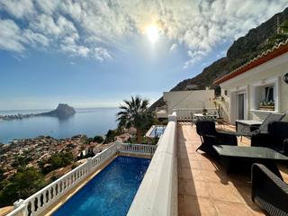 Maison à Maryvilla. Villa con vistas impresionantes en venta, calpe costa blanca
